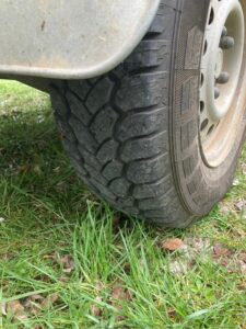 Pneus-neufs-remorque-225x300